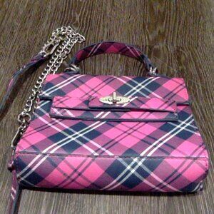 a steve madden purse